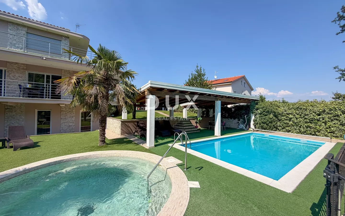 5-bedroom Villa In Pobri, Croatia (210 M²)