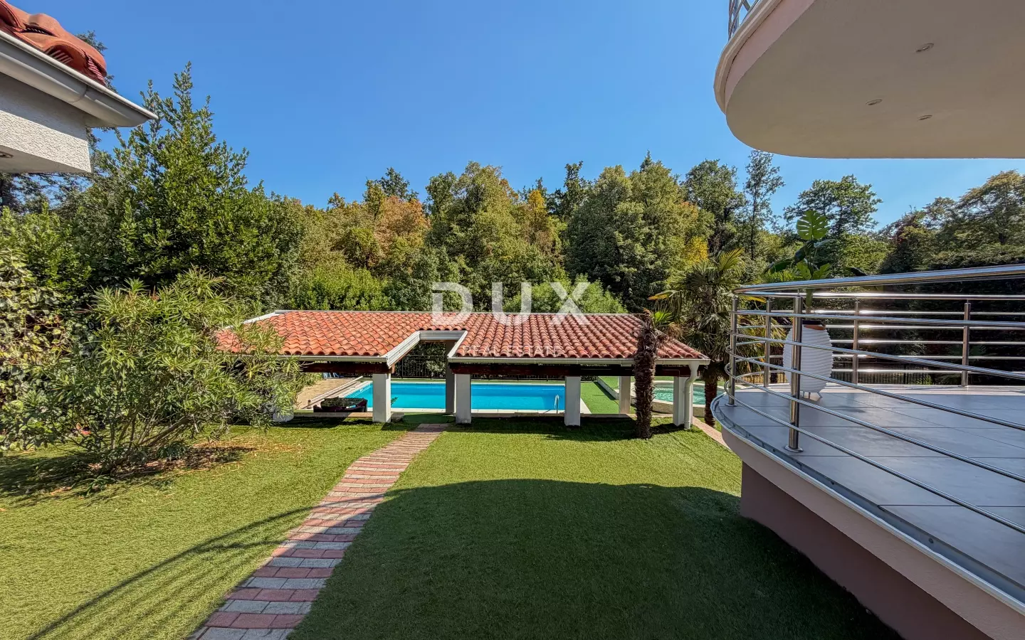 5-bedroom Villa In Pobri, Croatia (210 M²)