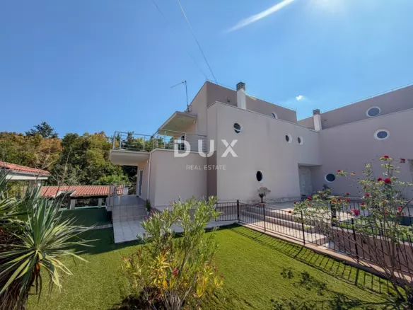 5-bedroom Villa In Pobri, Croatia (210 M²)