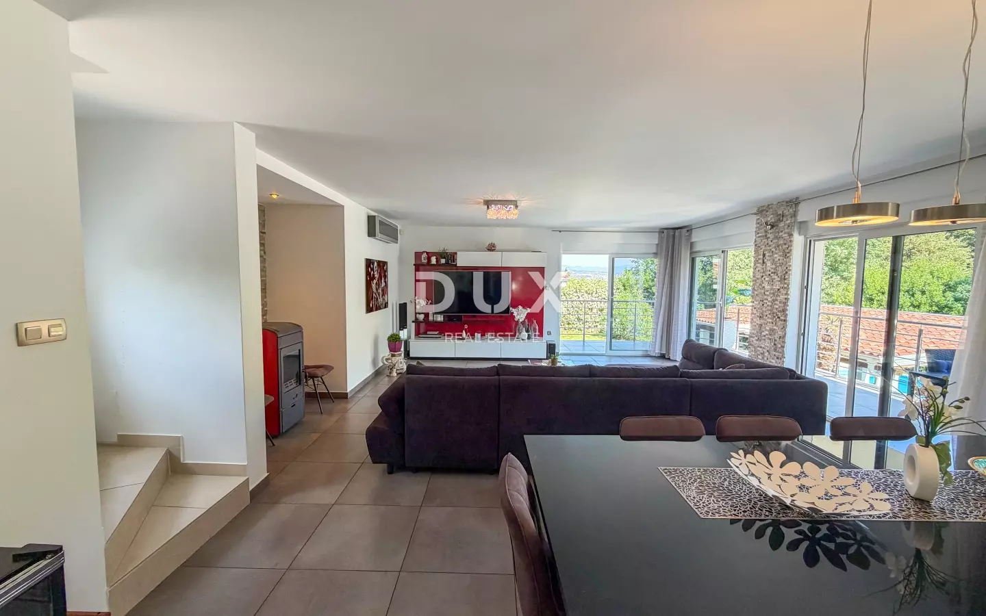 5-bedroom Villa In Pobri, Croatia (210 M²)