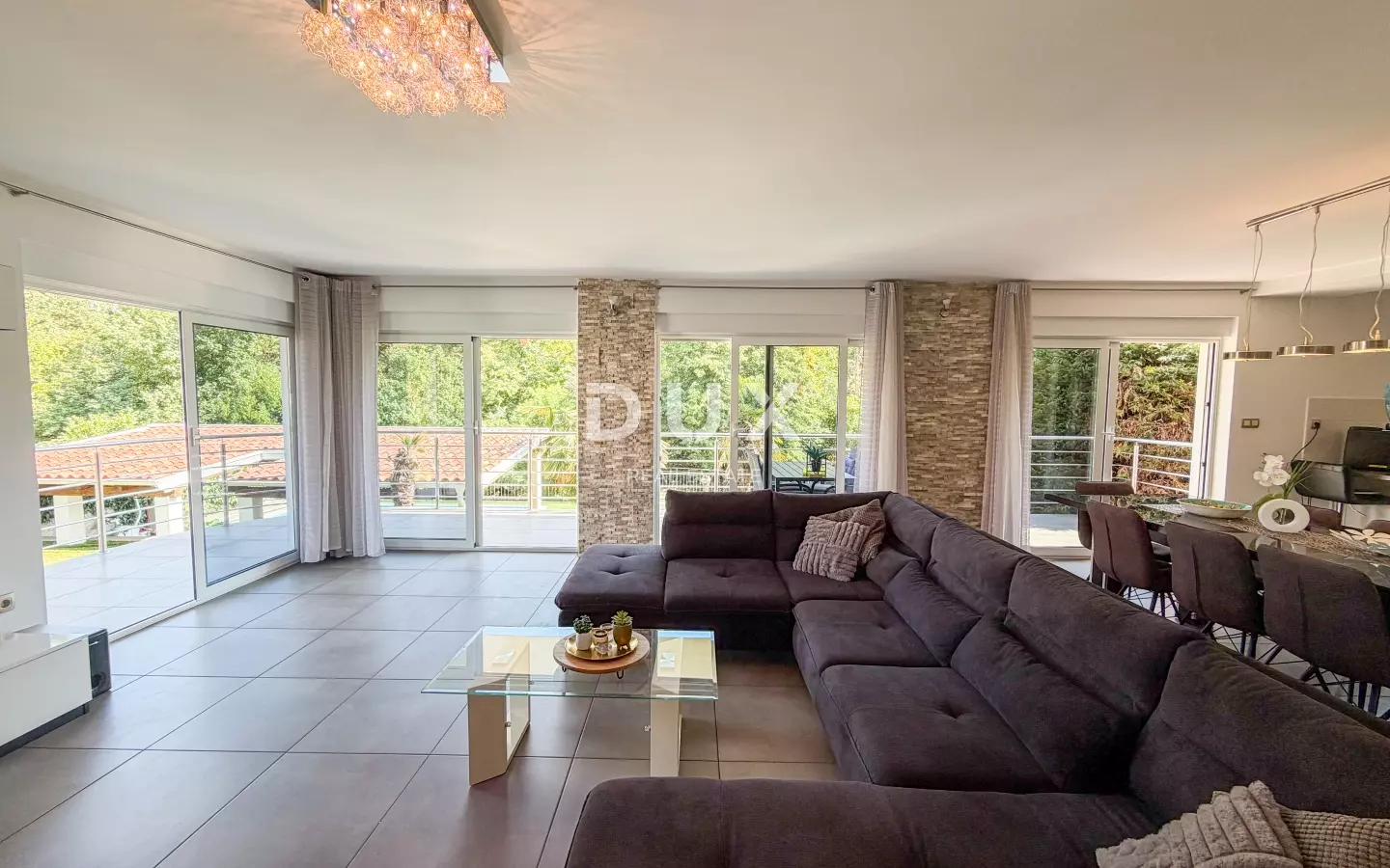 5-bedroom Villa In Pobri, Croatia (210 M²)