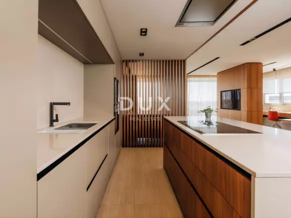 2-bedroom Apartment In Novigrad, Croatia (119,37 M²)