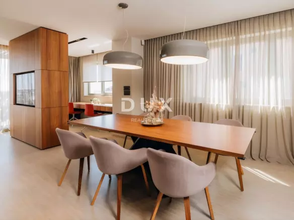2-bedroom Apartment In Novigrad, Croatia (119,37 M²)