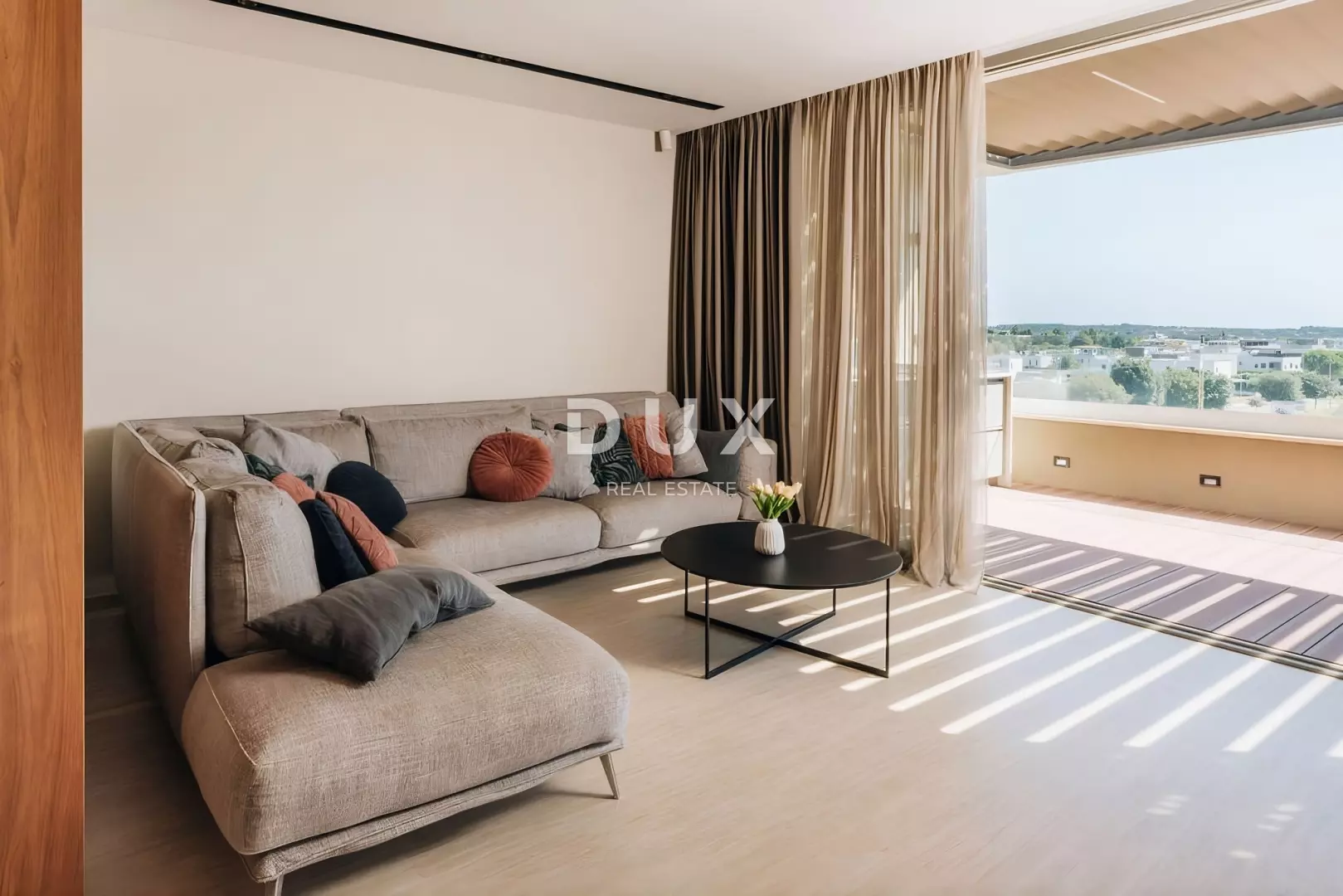 2-bedroom Apartment In Novigrad, Croatia (119,37 M²)