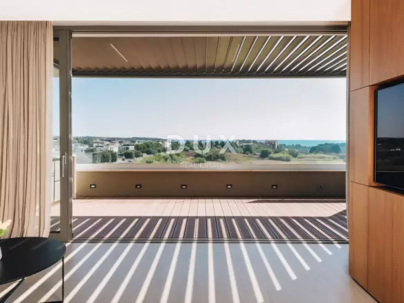 2-bedroom Apartment In Novigrad, Croatia (119,37 M²)