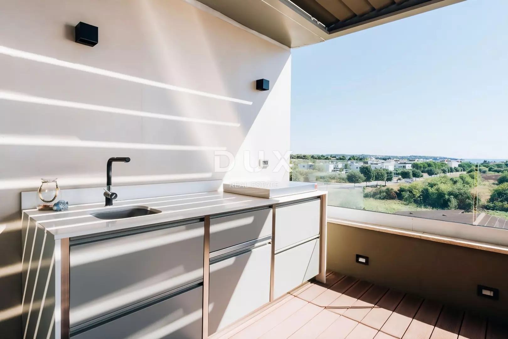 2-bedroom Apartment In Novigrad, Croatia (119,37 M²)
