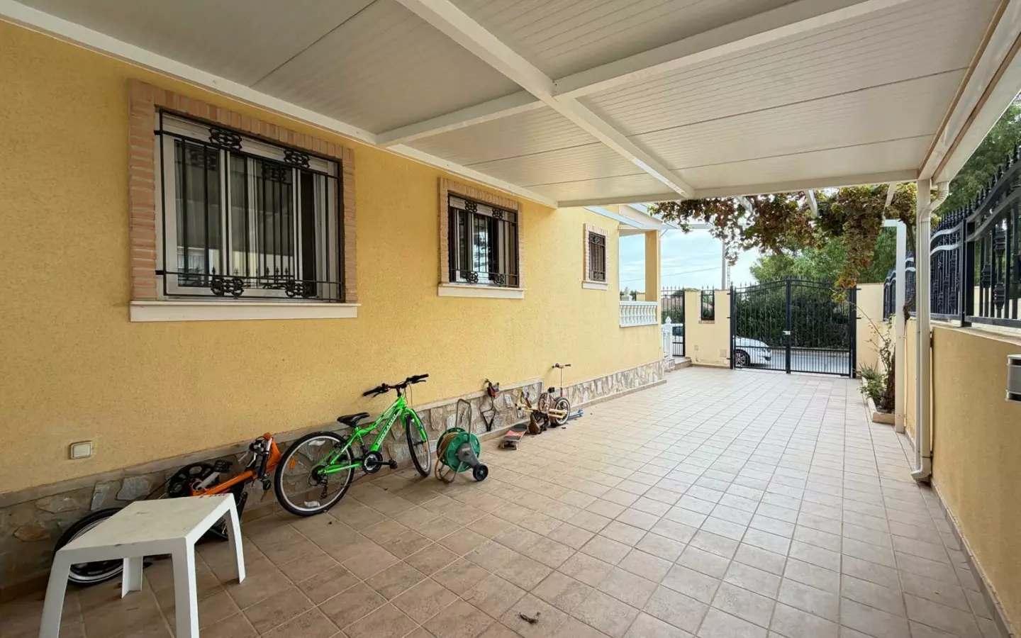 4-bedroom Villa In Orihuela Costa, Spain (133 M²)