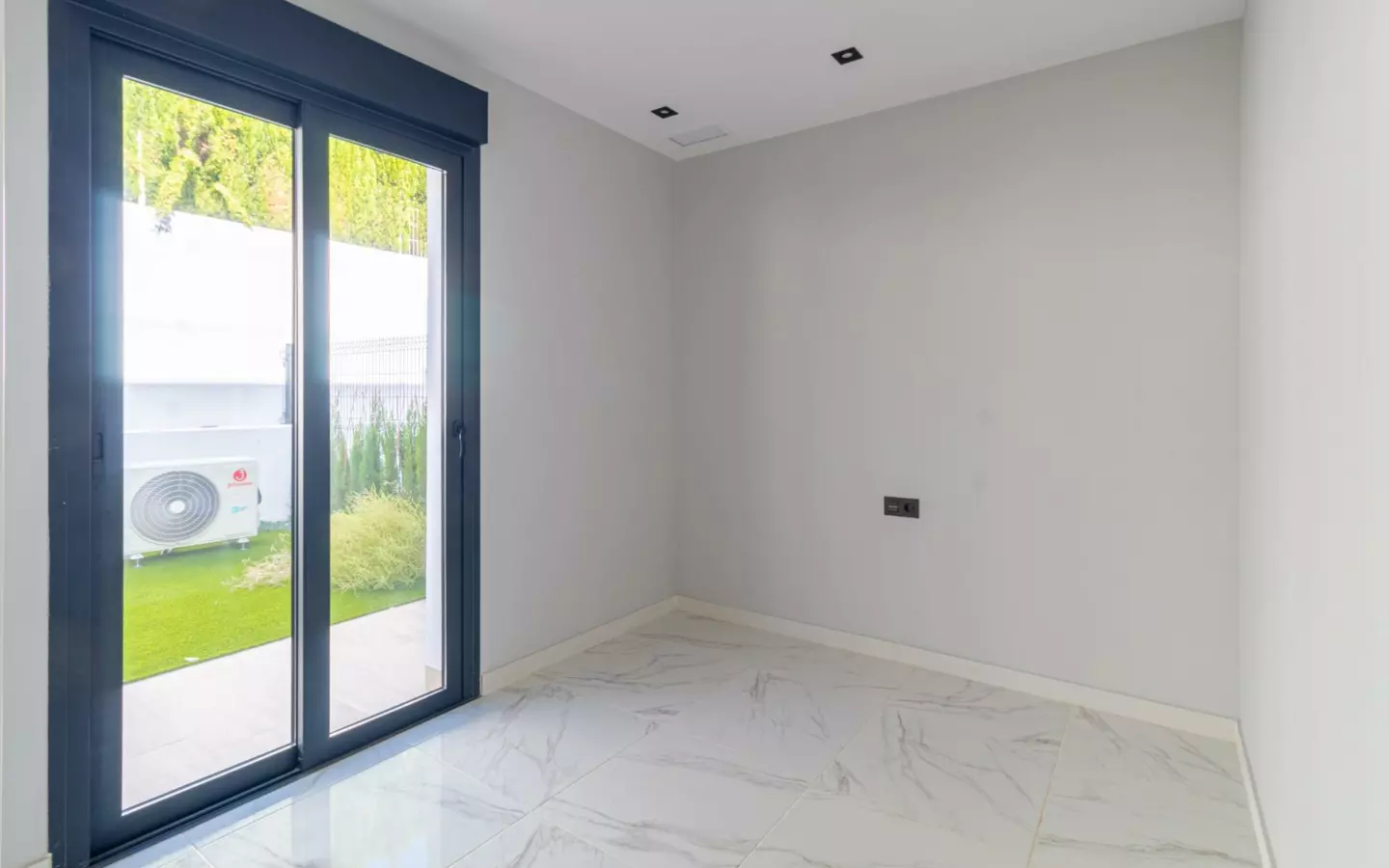3-bedroom Apartment In Orihuela Costa, Spain (83 M²)