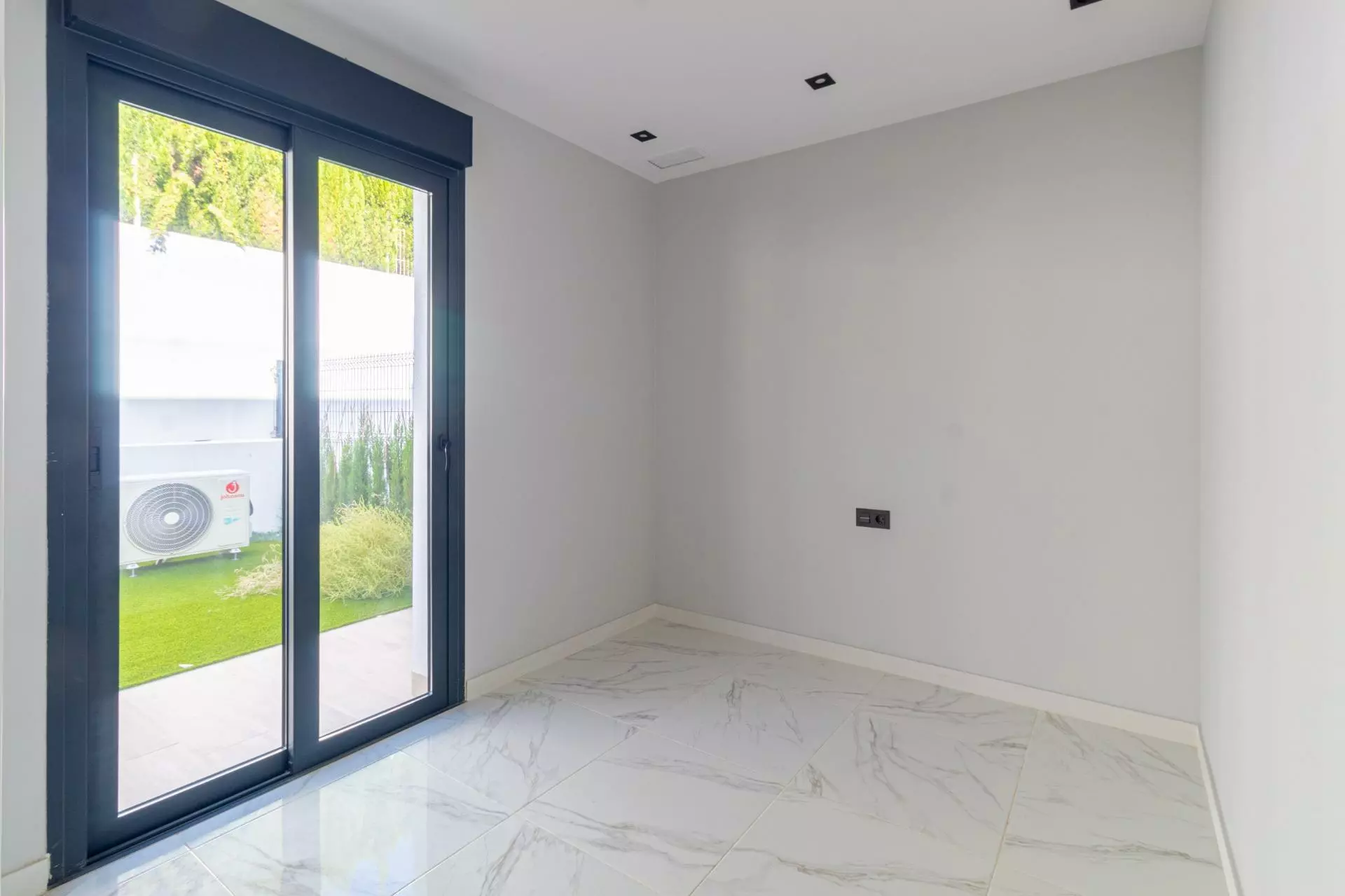 2-10-b915cc 3-bedroom Apartment In Orihuela Costa, Spain (83 M²)