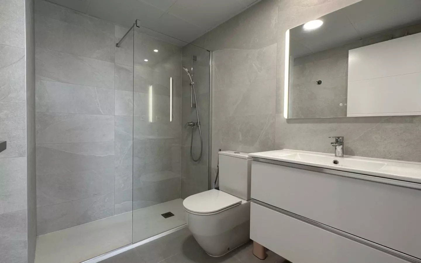 2-bedroom Apartment In Finestrat, Spain (140 M²)