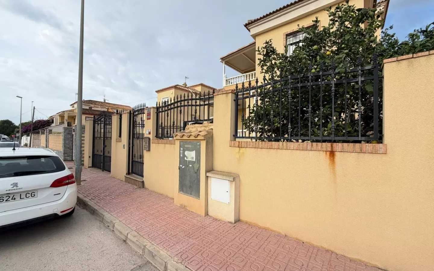 4-bedroom Villa In Orihuela Costa, Spain (133 M²)