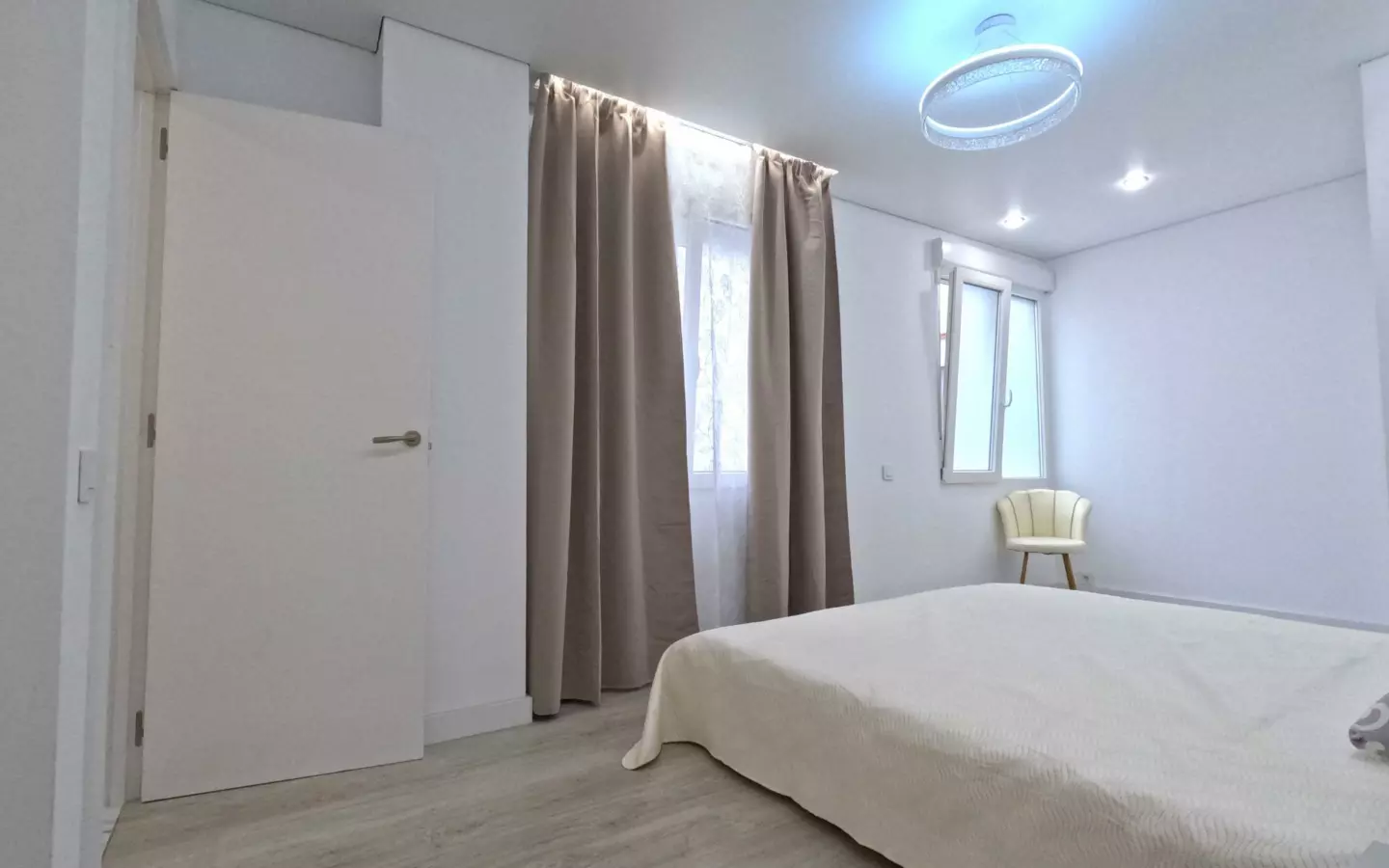 2-bedroom Apartment In Torrevieja, Spain (91 M²)