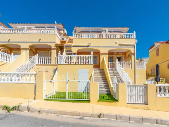 2-bedroom Townhouse In Orihuela Costa, Spain (75 M²)
