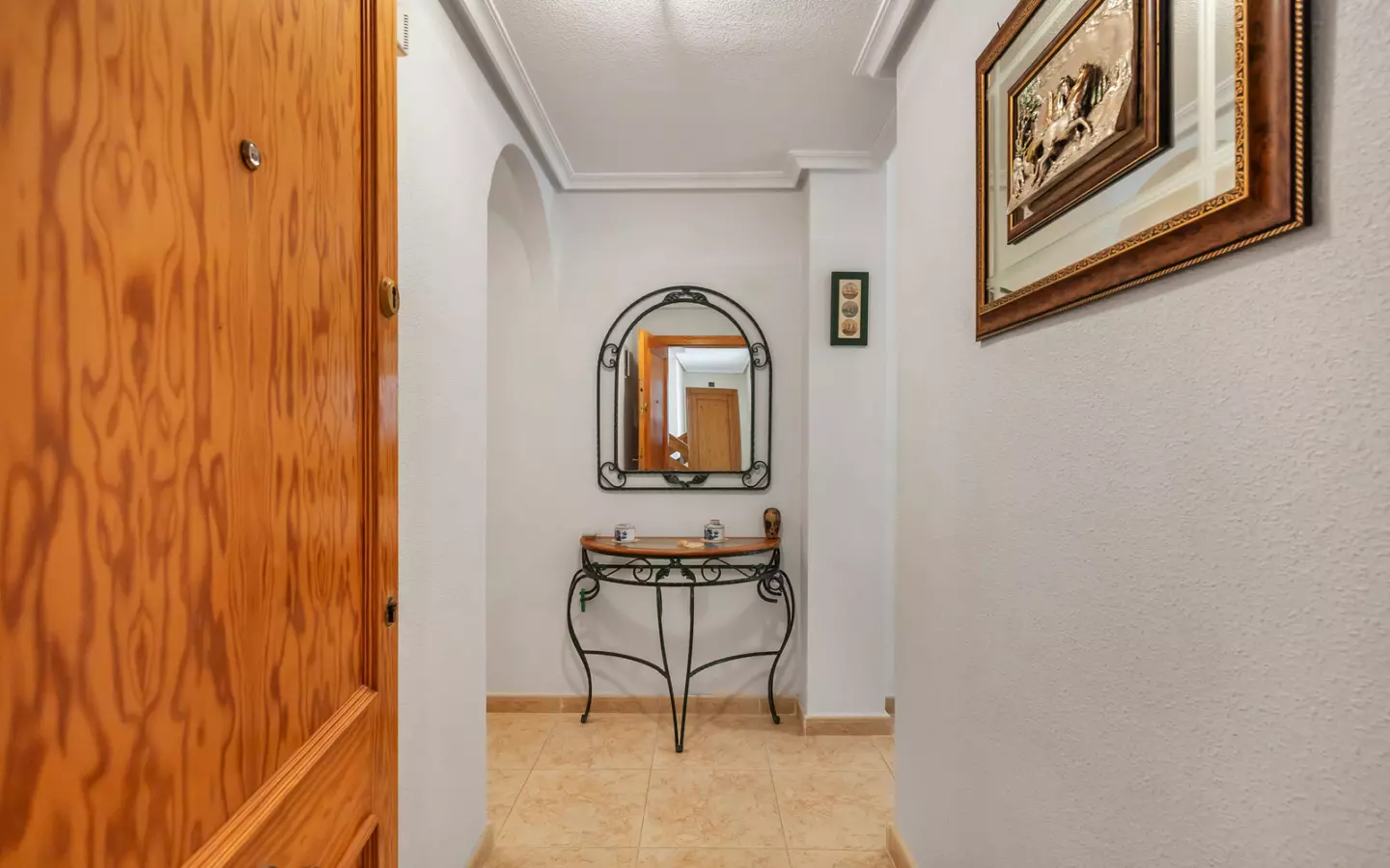 3-bedroom Apartment In Torrevieja, Spain (90 M²)