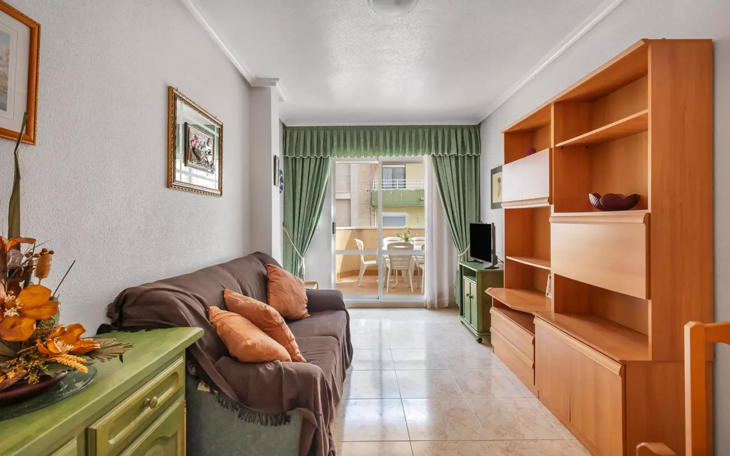 3-bedroom Apartment In Torrevieja, Spain (90 M²)