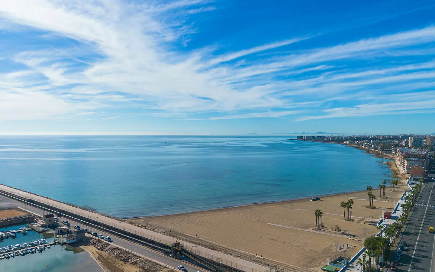 3-bedroom Apartment In Torrevieja, Spain (90 M²)