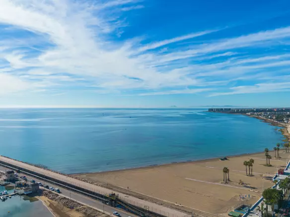 3-bedroom Apartment In Torrevieja, Spain (90 M²)