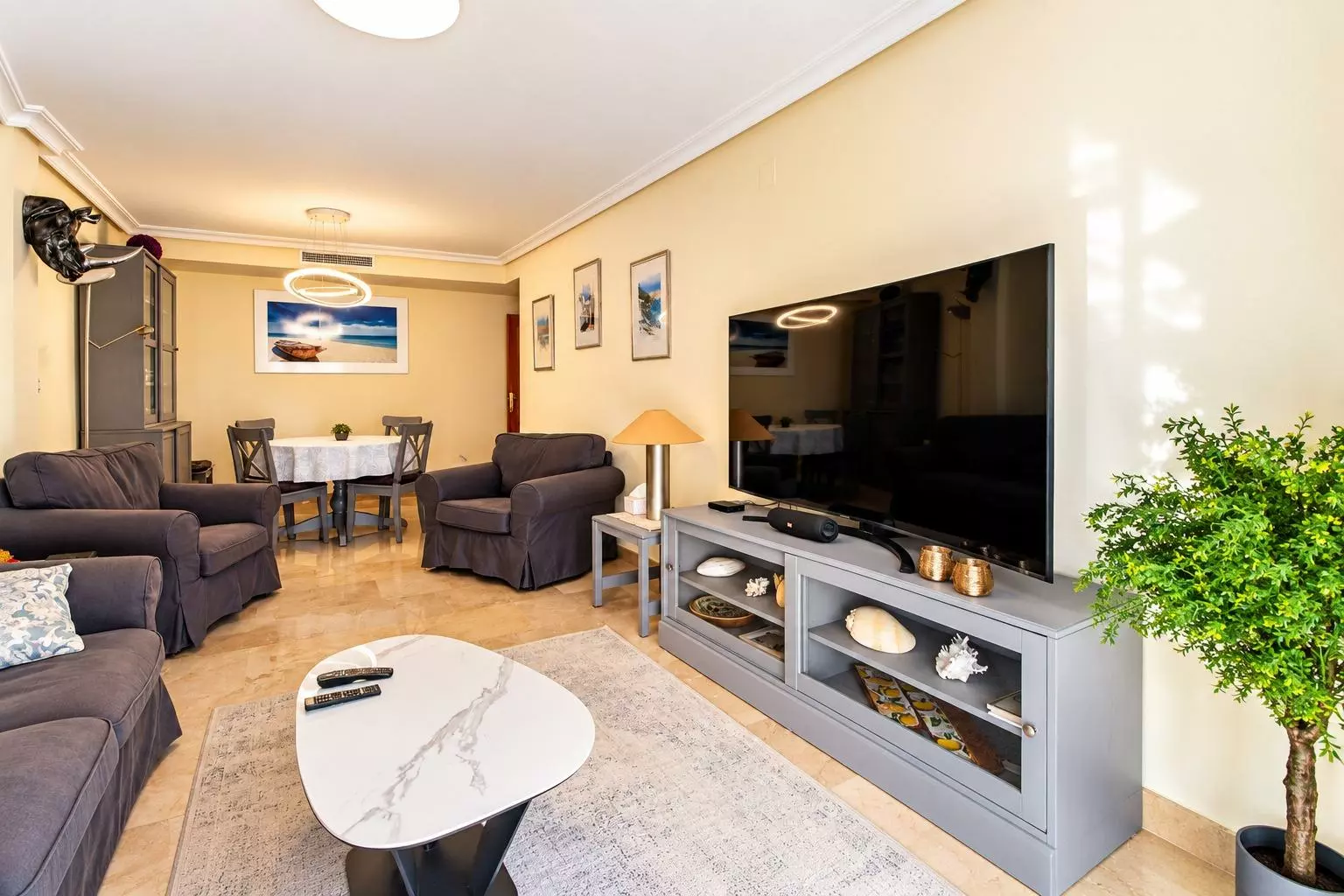 8-1-37ed80 3-bedroom Apartment In Torrevieja, Spain (124 M²)
