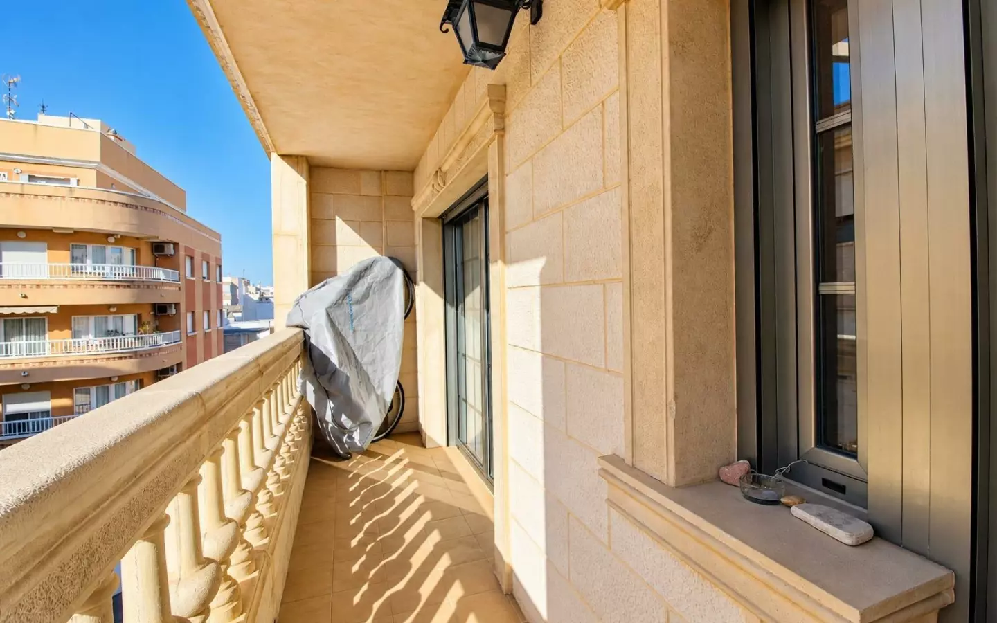 3-bedroom Apartment In Torrevieja, Spain (124 M²)