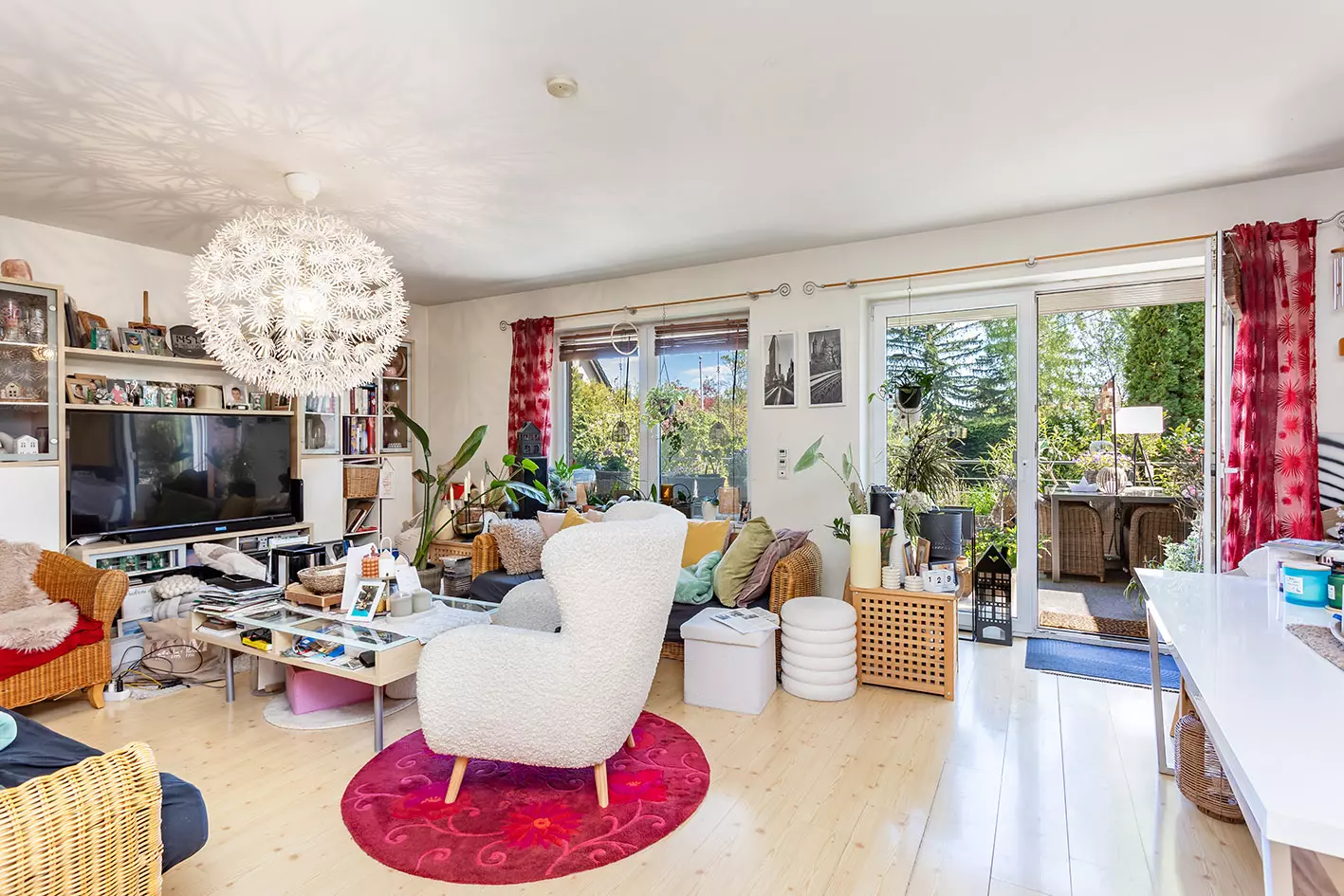 DAV_5747 Semi-detached House In An Absolutely Green And Quiet, Secluded Location In Pankow For Sale Without Commission