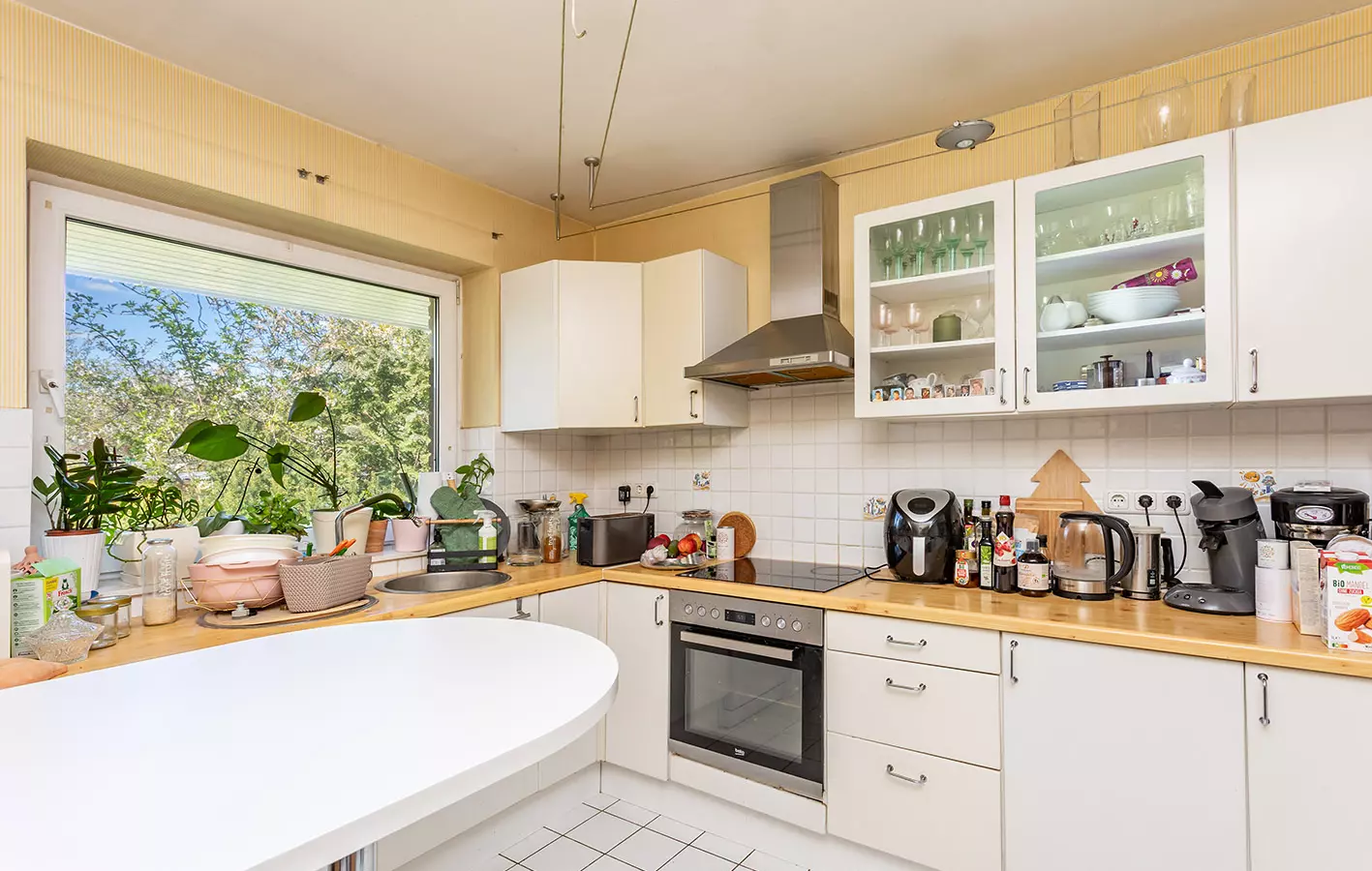 Semi-detached House In An Absolutely Green And Quiet, Secluded Location In Pankow For Sale Without Commission