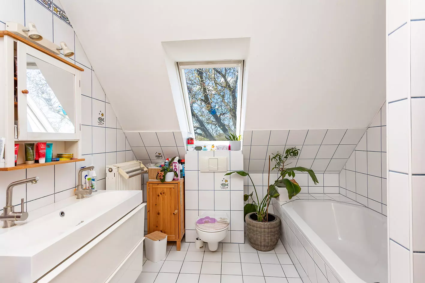 DAV_5765 Semi-detached House In An Absolutely Green And Quiet, Secluded Location In Pankow For Sale Without Commission