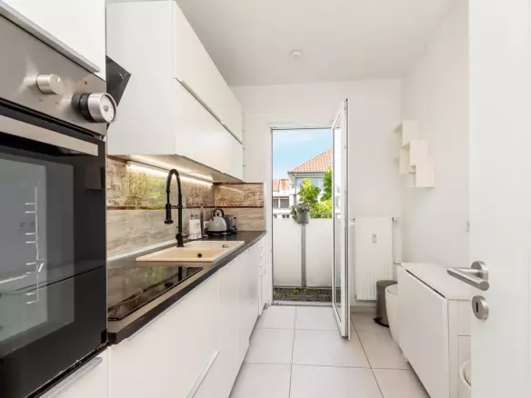 2-room Apartment With Double Balcony, No Commission, Close To Kurfürstendamm, For Sale (vacant 2028)