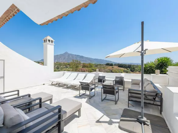 3-bedroom Town House In Marbella, Spain (147 M²)