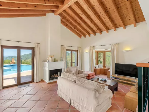 5-bedroom Villa In Benahavis, Spain (414 M²)