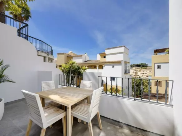 3-bedroom Apartment In Benalmádena, Spain (83 M²)
