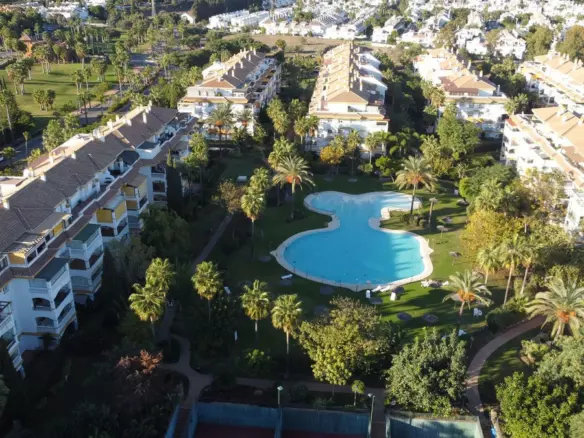 2-bedroom Apartment In Marbella, Spain (90 M²)