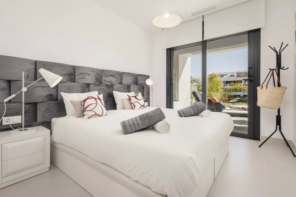 2-bedroom Apartment In Estepona, Spain (92 M²)