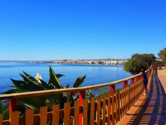 3-bedroom Apartment In Estepona, Spain (107 M²)