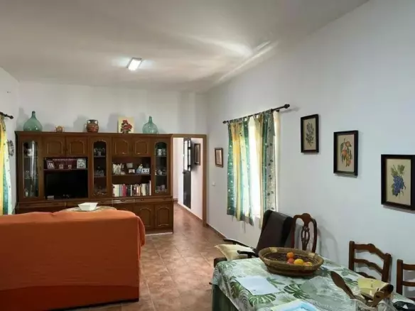 4-bedroom Villa In Málaga, Spain (109 M²)