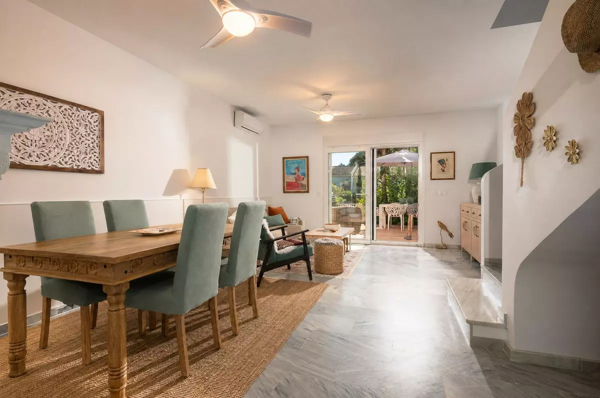 2-bedroom Town House In Marbella, Spain (110 M²)
