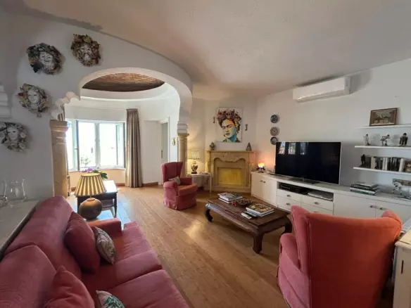 4-bedroom Villa In Benalmádena, Spain (282 M²)