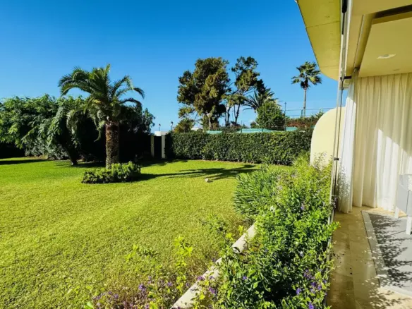 2-bedroom Apartment In Marbella, Spain (75 M²)