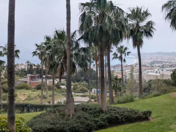 3-bedroom Apartment In Benalmádena, Spain (90 M²)