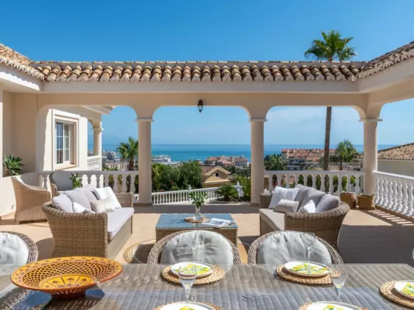 5-bedroom Villa In Benalmádena, Spain (793 M²)