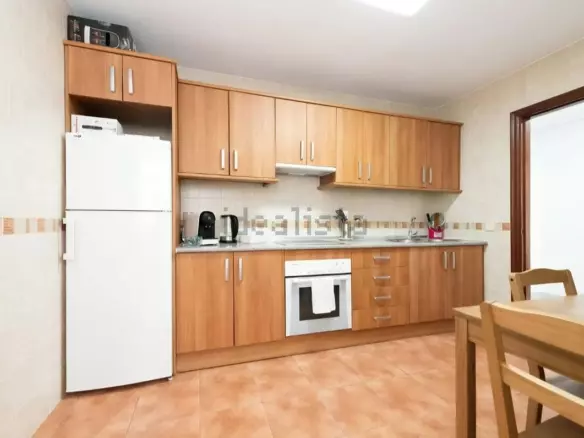 4-bedroom Apartment In Málaga, Spain (139 M²)