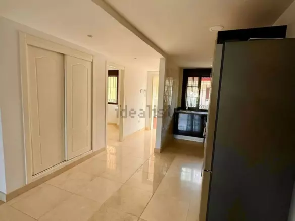 2-bedroom Apartment In Benalmádena, Spain (80 M²)