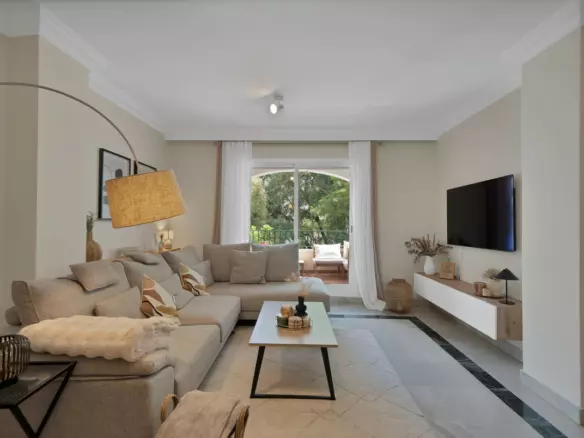 2-bedroom Apartment In Marbella, Spain (86 M²)