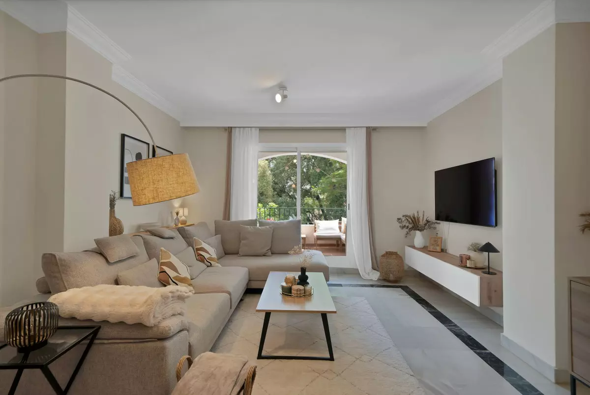 2-bedroom Apartment In Marbella, Spain (86 M²)
