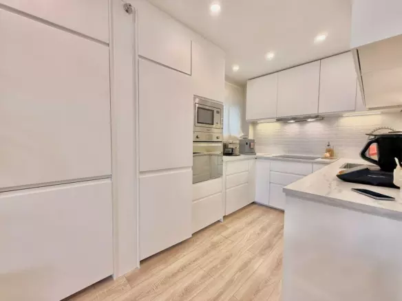 2-bedroom Apartment In Fuengirola, Spain (80 M²)