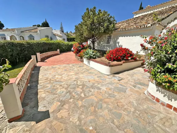 4-bedroom Villa In Mijas, Spain (189 M²)