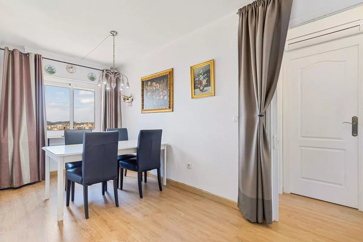3-bedroom Apartment In Fuengirola, Spain (106 M²)