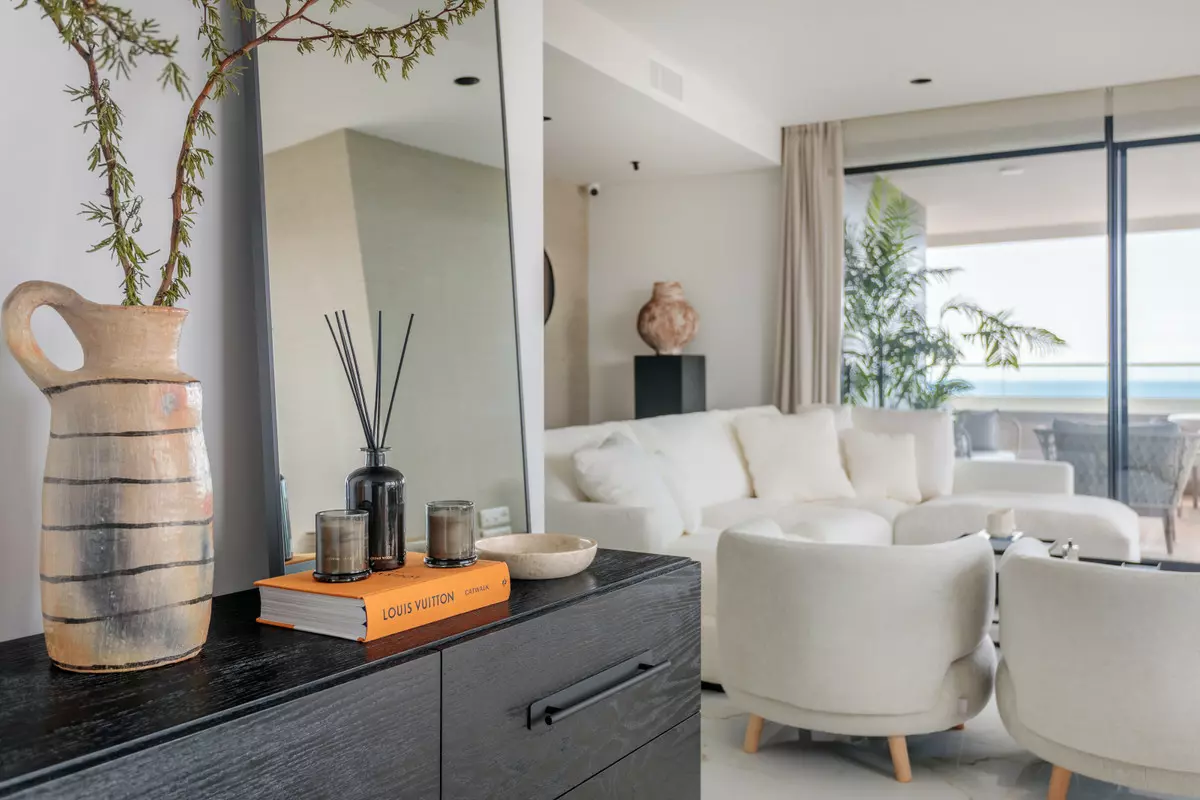 2-bedroom Apartment In Benidorm, Spain (103 M²)