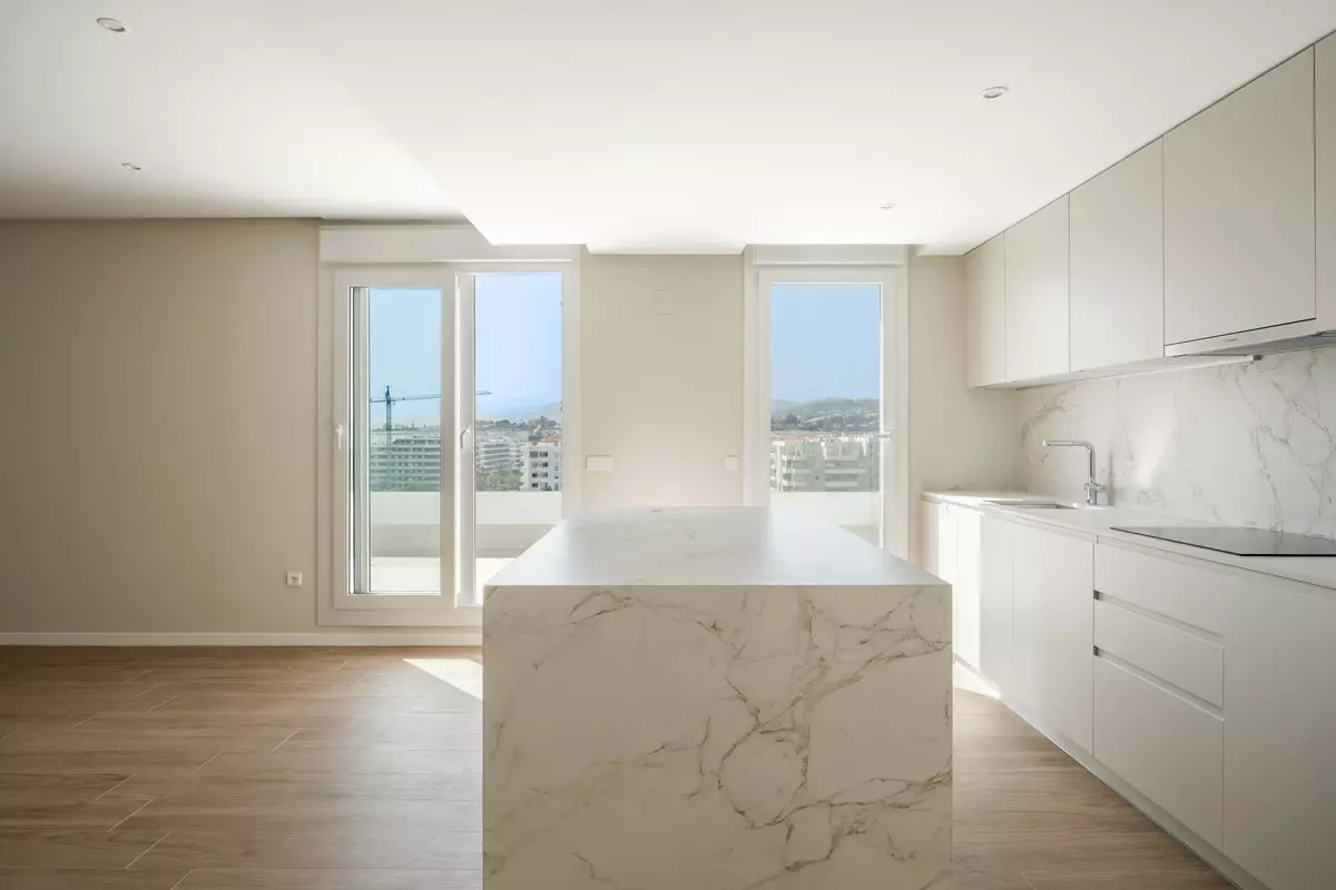 4-bedroom Apartment In Marbella, Spain (129 M²)