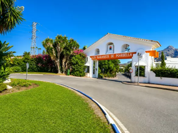 2-bedroom Apartment In Marbella, Spain (110 M²)