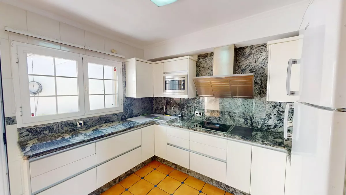 5-bedroom Villa In Vélez – Málaga, Spain (264 M²)